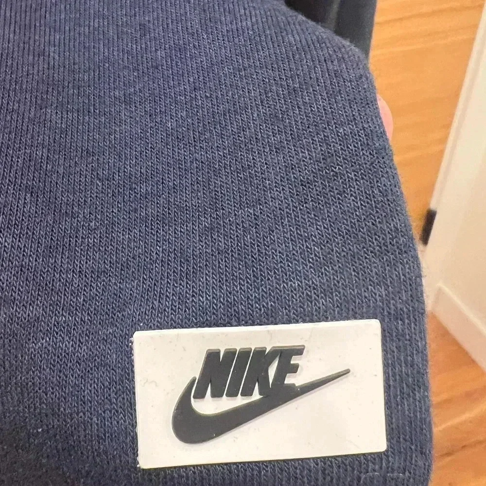 Nike Women’s Crewneck Sweatshirt | Navy Blue | Large | Cozy Fleece